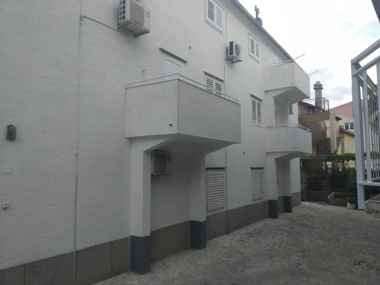 Guest House Gracijana Makarska Bagian luar foto