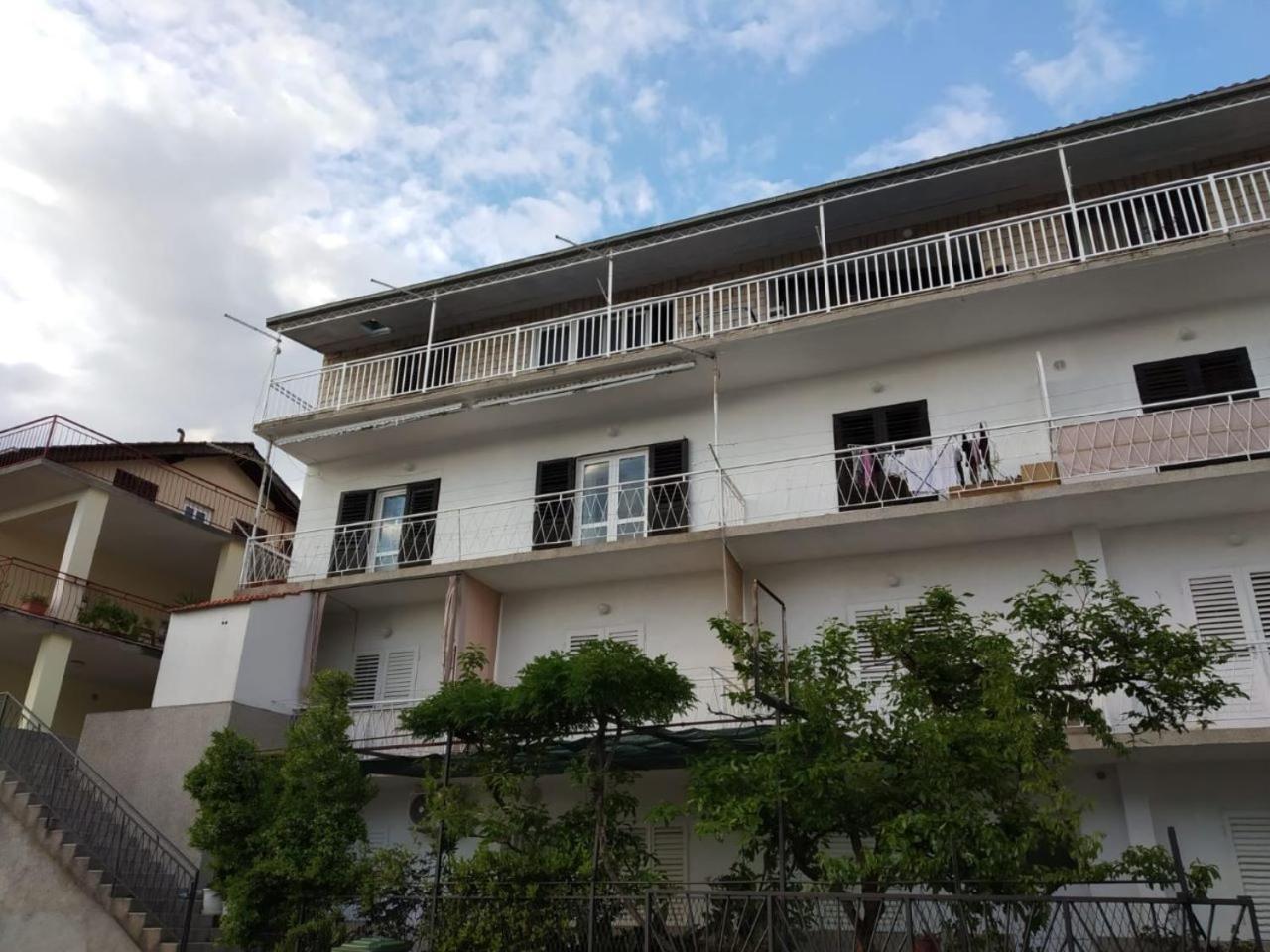 Guest House Gracijana Makarska Bagian luar foto
