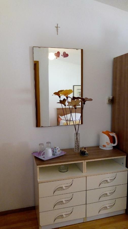 Guest House Gracijana Makarska Bagian luar foto